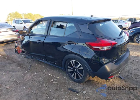 2020 Nissan Kicks S Xtronic Cvt from USA, damaged, VIN 3N1CP5BV9LL567137